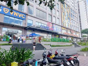 ngộp bank bán gấp shophouse coopmart quận 8 dt 151m2 2pn 3wc. sổ hồng lâu dài ngân hàng cho vay 80%