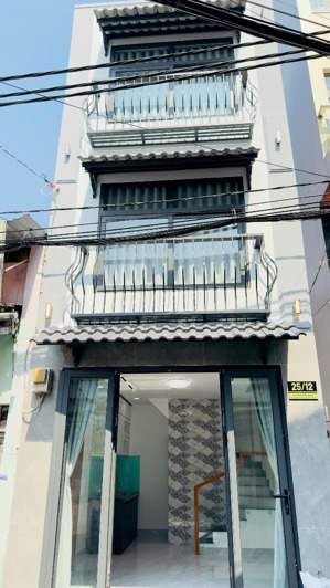 nhà mới xây đường nguyễn minh châu phường phú trung tân phú .ngay kênh tân hóa..giá 2 tỷ750