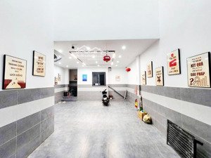 bán căn hộ dịch vụ - 6 tầng - 12pn, 12wc, 68m2, 19 tỷ tại sư vạn hạnh, p 10, q10, hcm
