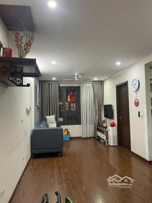 chính chủ cho thuê căn 2 ngủ full đồ 65m2 chung cư homeland thượng thanh giá 9 triệu: 0916393862