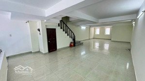 hot. bán nhà mặt tiền kinh doanh huỳnh tấn phát, nhà bè. dt 126 m2. ngang 6 m. vuông đẹp