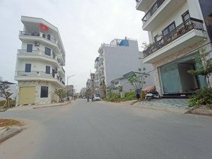 bá đất lô góc tđc a51 hồ sen đường trục chính