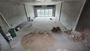 bán nhà mặt đường nguyễn văn linh, mặt tiền 9m vuông vắn, dt 180m2, thực tế hơn 200m2, giá 68 tr/m2