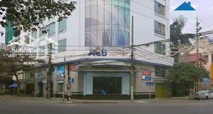 cho thuê nhà 3 tầng, mặt tiền 5m đường lê hồng phong trung tâm thành phố nam định