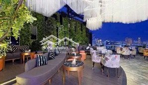 cho thuê rooftop sân thượng không gian kín và không gian mở kinh doanh quán bar, cafe, giải trí q1