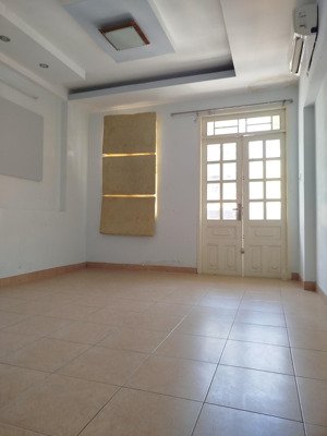 cho thuê phòng nguyễn minh hoàng gần siêu thị lotte cộng hòa khu k300 30m2