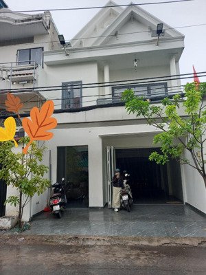 nhà 2 mặt tiền đường số lê đức thọ phường 6-____gần chợ an nhơn.: 6x18m 1 lầu-3pn 3wc=20 triệu
