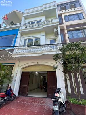 Cho thuê phòng 213 Thiên Lôi chỉ 2,5 triệu