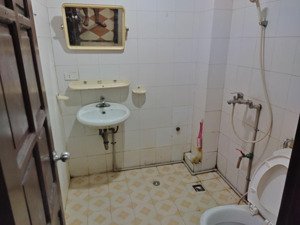 cho thuê phòng trọ bồ đề, đường nguyễn văn cừ, long biên