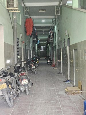 bán cặp trọ 2 lầu 1 trệt dt 1067m2 tc 1012m2 tân uyên bình dương
