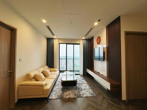 em cần cho thuê nhanh 2 căn góc và 1 căn thường tầng cao view hồ điều hòa, nội thất mới làm xong.