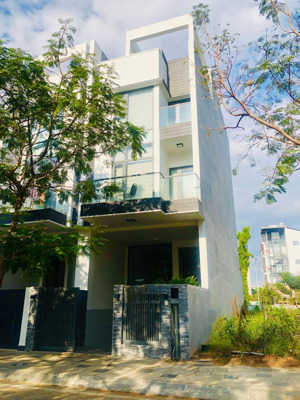 cho thuê nhà mới 5pn, 4wc, 100m2 tại saigon mystery villas, q2, hcm giá tốt