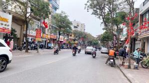 BÁN NHÀ MẶT PHỐ HỒNG TIẾN - LONG BIÊN 120M, MT 4.6M, VỈA HÈ KD, DÒNG TIỀN 50 TRIỆU/THÁNG.