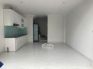 cho thuê nhà vũ tông phan, thang máy, 40m2, 7 tầng, mới tinh, vp, kd, ở, 18tr