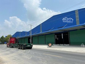 kho xưởng 4.000m2 - 2.658m2 - 1.470m2 - 1.188m2 có pccc tự động và điện 3 pha, đường quốc lộ 61c