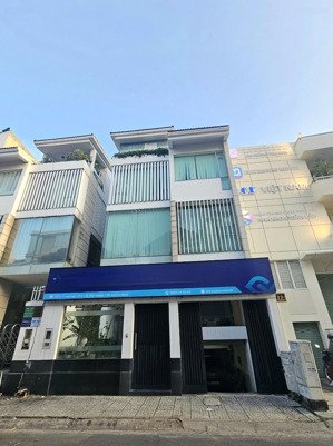 building mini tại 170a hoa lan khu phan xích long, phú nhuận