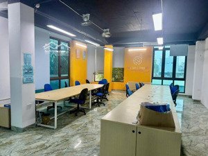 cho thuê văn phòng đầy đủ thiết bị trung tâm phường đông vệ