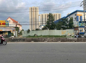 đất trống lương định của q2 xây dựng tự do, cho thuê dài hạn. pháp lý đầy đủ
