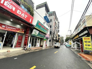 bán tòa căn hộ dịch vụ nguyễn ngọc vũ., cầu giấy. 48m, 5 tầng thang máy, 8 p khép kín chỉ 8,8 tỷ.