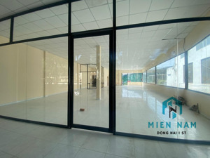 cho thuê mặt bằng 200m2 mặt tiền nguyễn aí quốc ngang 9m , biên hoà