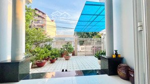 cho thuê biệt thự 300m2 sân vườn trung tâm thành phố biên hoà