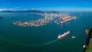 bán căn nhà 2 tần view trực diện biển trung tâm thành phố quy nhơn cực kì đắc địa. giá bán 15 tỉ
