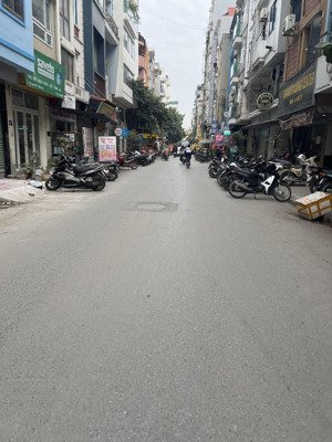 víp víp bán căn nhà hai mặt tiền giá coi như bán đất kinh doanh cực khủng.khu trung tâm triều khúc