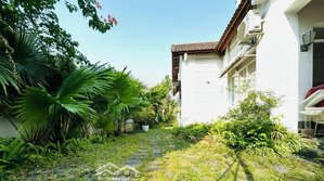 bán gấp biệt thự 188m2 ngang 8m - góc hai mặt tiền - phố biển mỹ khê, sơn trà. giá chỉ 11,7 tỷ.
