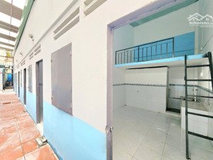 phòng trọ giá hssv nằm ngay làng đại học