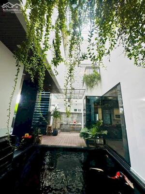 Siêu phẩm biệt thự 3 tầng sân vườn Hồ Cá-thiết kế siêu đẹp tại Anh Dũng-Dương Kinh