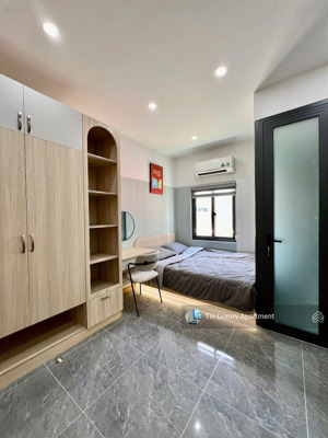 khai trương phòng trọ mới_thang máy_bóc seal nội thất_gần chợ bến thành_vòng xoay dân chủ
