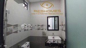 nhà mới sẵn nội thất vửa ở vừa kinh doanh ngay trung tâm