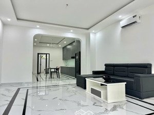 cho thuê nhà full nội thất dài hạn. view sông 2 mặt tiền