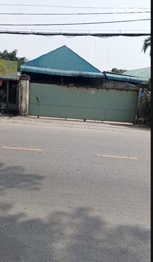 bán xưởng mặt tiền đường hồ văn tắng (30x70m) củ chi hơn 2000m2 giá 35 tỷ