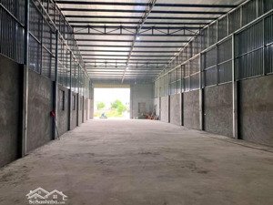 cho thuê kho 300m2 cạnh kcn quế võ 1