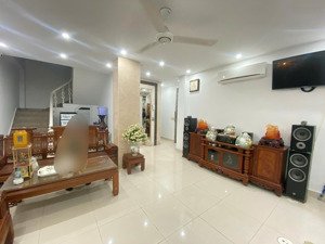cho thuê nhà nguyên căn ngay phố trần phú - hải phòng - 5 ngủ wc khép kín full nội thất