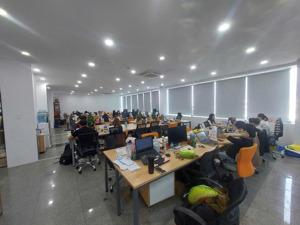 cho thuê văn phòng 260m2 giá 330 nghìn / m2 tại thành thái, q10
