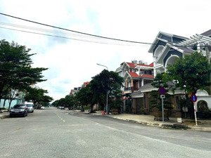 gấp bán - đất - 7.5 x 15.25 - 114,4 m2 - giá 6.8 tỷ - kdc phú nhuận - thới an - ngay ubnd q.12