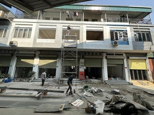 chỉ 1,4 tỷ - sở hữu ngay nhà 3 tầng, diện tích từ 24-27m2. ô tô tải chạy trước nhà. sổ riêng