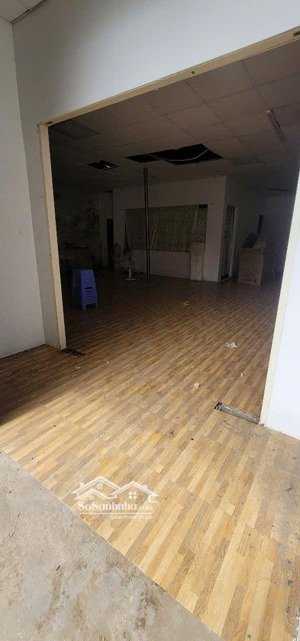 cho thuê kho, nhà xưởng 100m2 tại bến vân đồn, q4, hcm, giá ưu đãi 10 triệu vnd