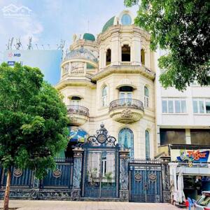 Biệt thự đẳng cấp 8 Nguyễn Thông, Quận 3, DT 341m2, 2 Hầm 5 Tầng, Hồ Bơi - Sân Vườn