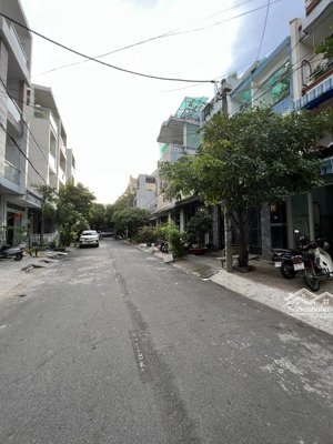 bán nhà hẻm 12m thông phan đình phùng - p.tân thành - dt : 4x16.5m - lửng 2 lầu - giá : 8.6 tỷ tl