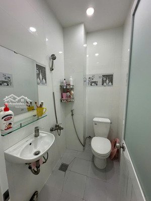 cho thuê nhà riêng quận 5 - kế bên chợ lớn