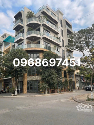 bán gấp liền kề lô góc tứ hiệp 185m,5 tầng,tứ hiệp,trung tâm hành chính huyện
