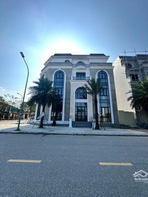 bán shophouse 180m2, 14 tỷ ở nguyễn huy tự, bắc hà, hà tĩnh, hàng hiếm tại khu vực