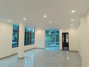 cho thuê nhà tại văn phú, nhà lô góc hoàn thiện mới đẹp, 140 m2 x 4 tầng