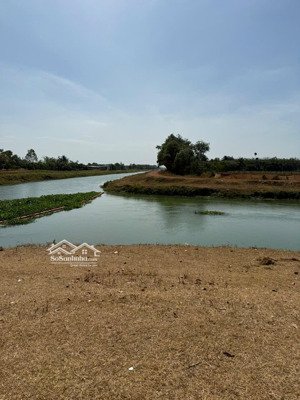 ngộp bán gấp 1878m2 đẩt view kênh tây sẵn 400m2 thổ cư 2 mặt tiền otô thoải mái, sổ sẵn cc ngay