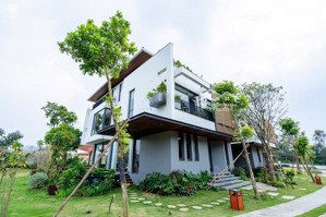 bán biệt thự ven hồ , cạnh đại học quốc gia hà nội , 260m2 giá hơn 13 tỷ