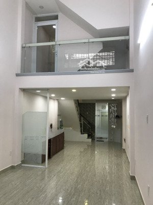 cho thuê nhà nguyên căn cmt8 thông điện biên phủ quận 10 giá 22 triệu/tháng vị trí kinh doanh tốt