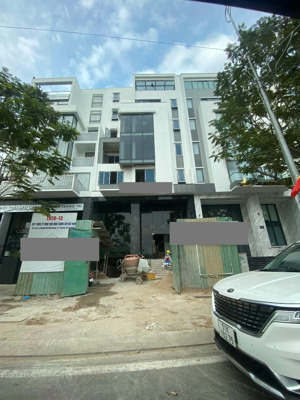 saigon mystery: nhà mới hoàn thiện mặt tiền trần quý kiên, 1 hầm 5 tầng 1450m2 giá 250tr/ tháng